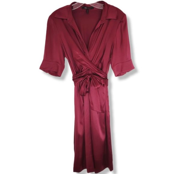 BCBGMaxAzria Dresses & Skirts - BCBGMAXAZRIA Silk Dress 6 Cranberry Mock Wrap Sash Knee Length